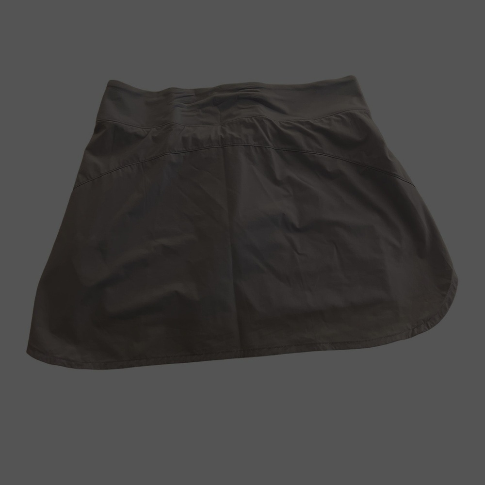 NWT Nike Women's Dri-FIT Mid-Rise Bliss Skort - Size L - Picture 6 of 8